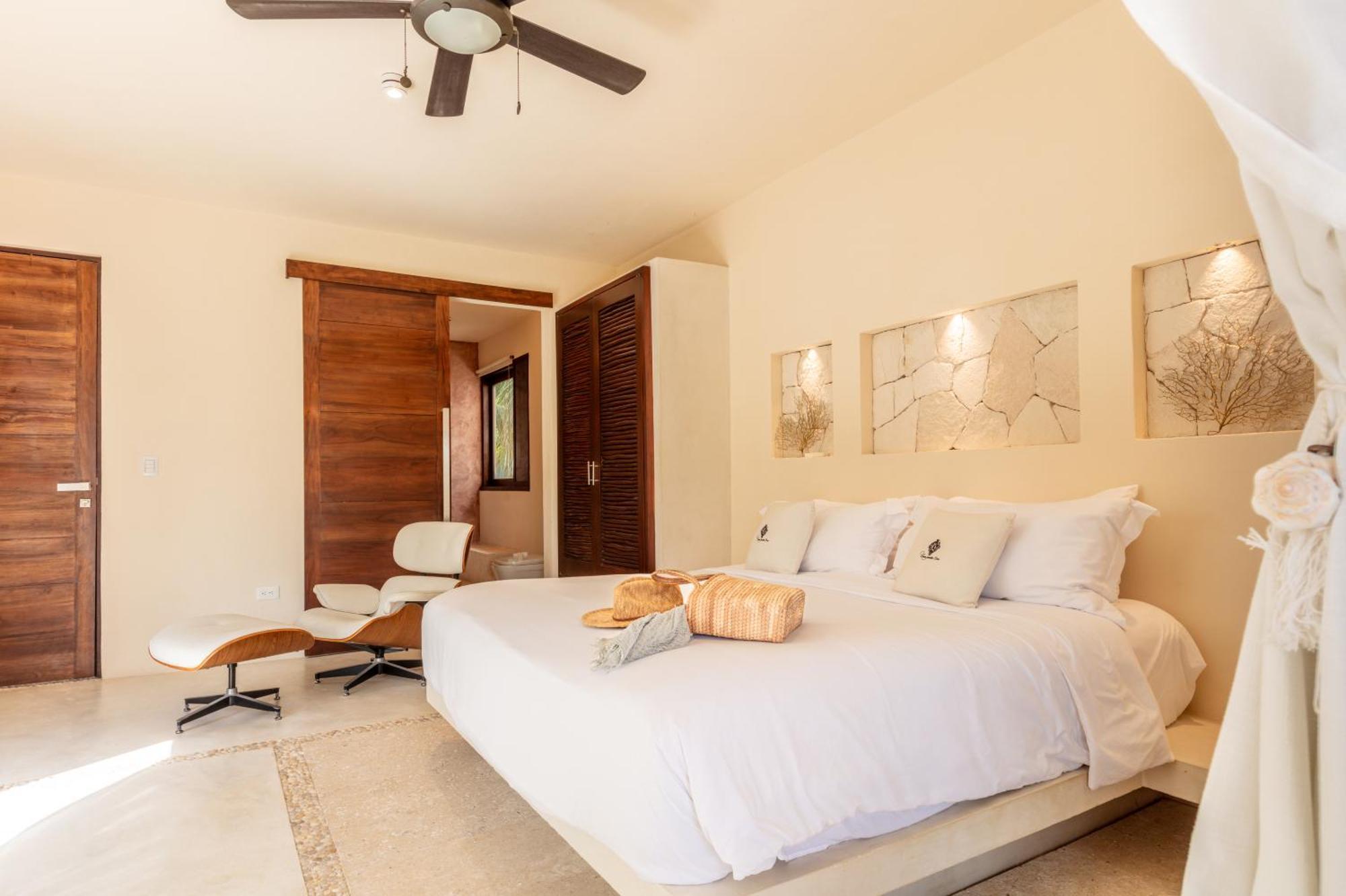 Casa Punta Coco & Beach Club (Adults Only) 홀박스아일랜드 외부 사진